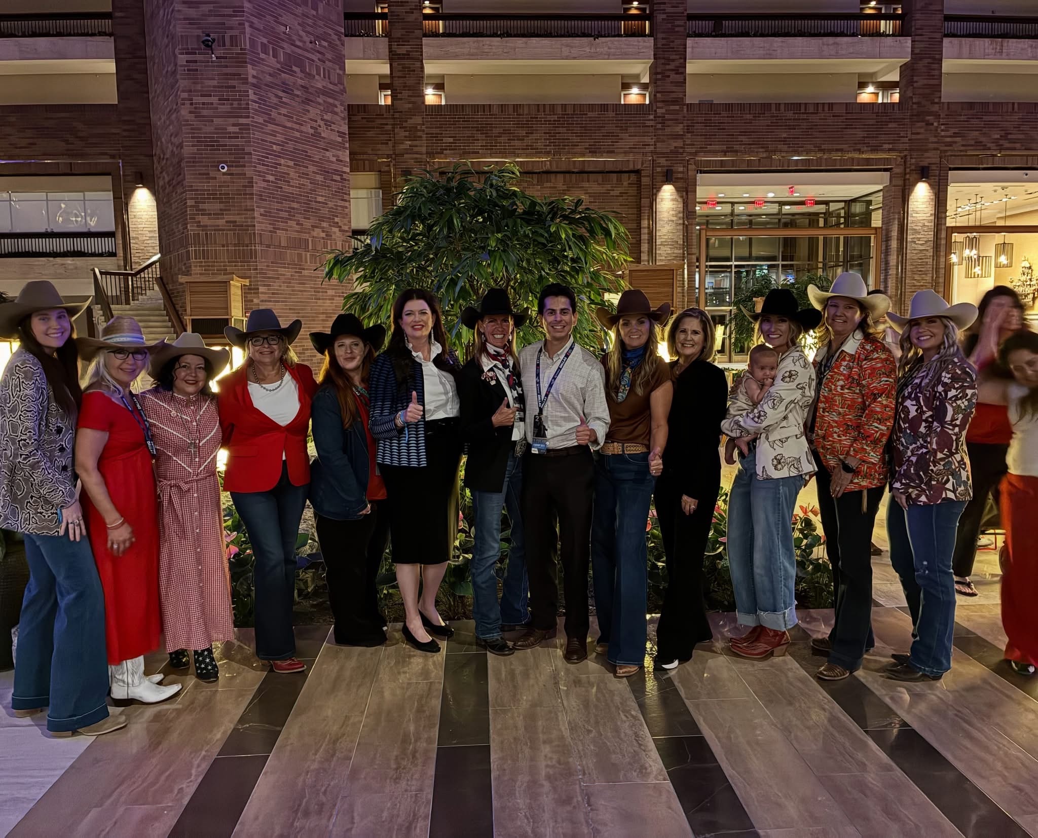 Group photo at Bienvenido gathering